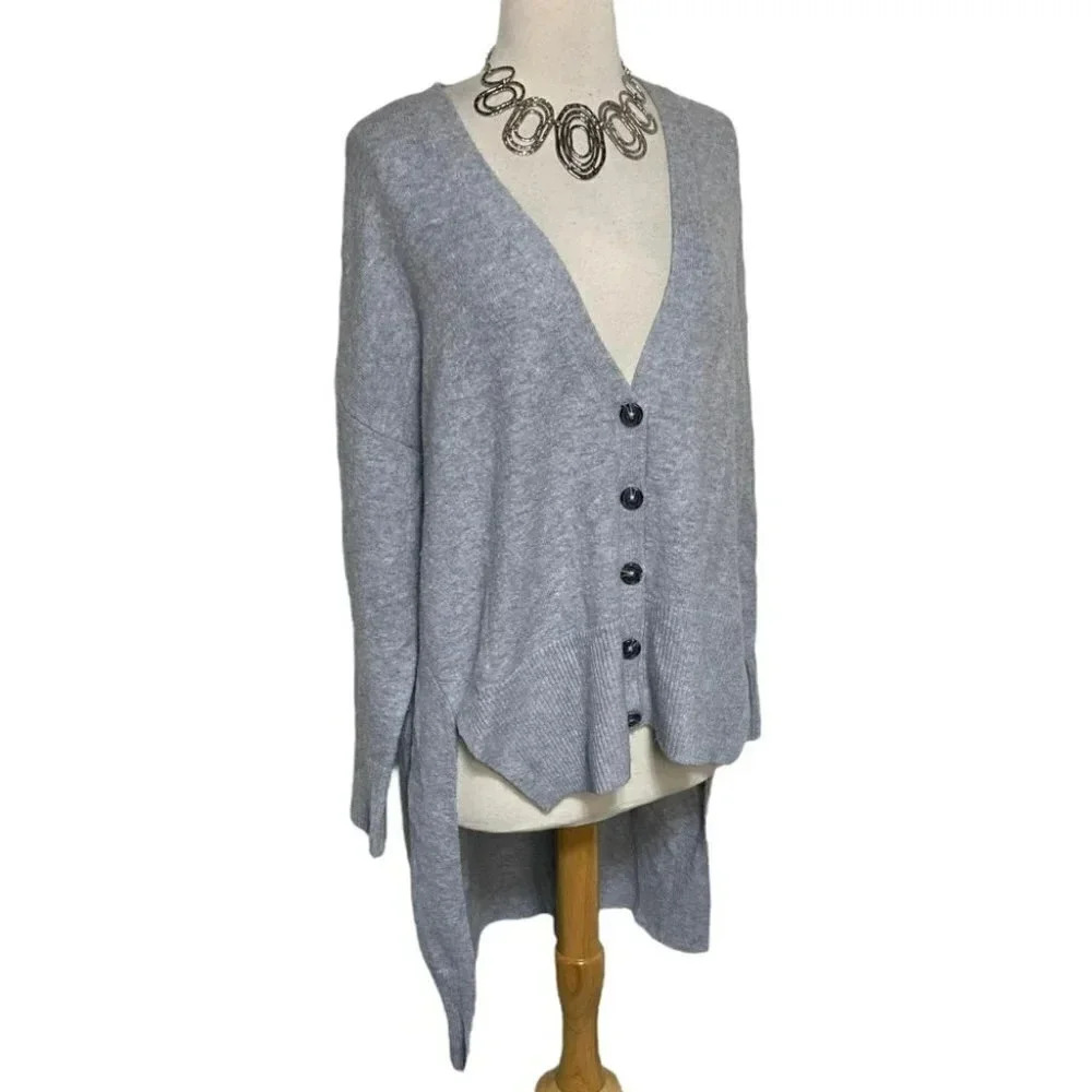 1.STATE Cardigan Sweater Size M‎ Gray High Low Button Front V-Neck Long Sleeve
